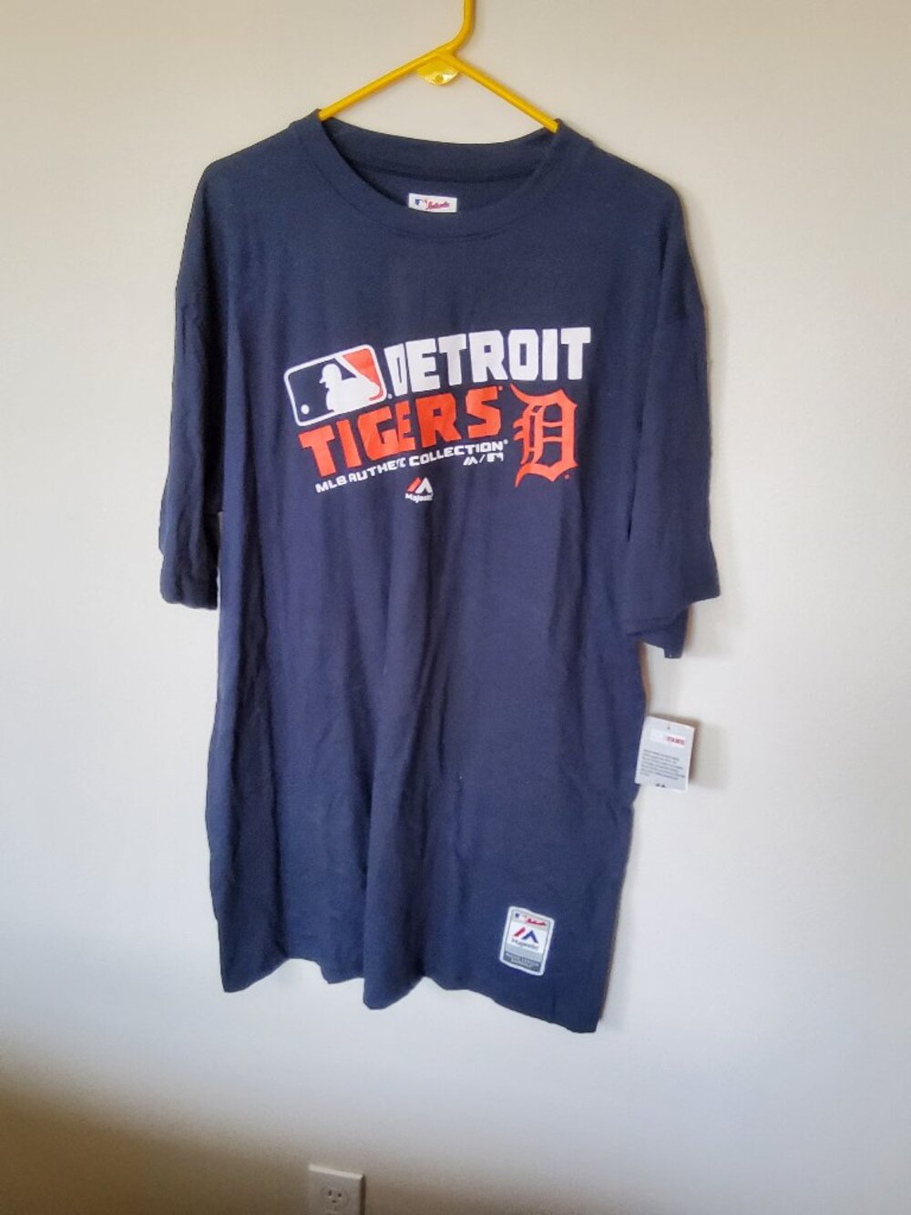 Detroit Tigers Navy Long T-shirt size XLT